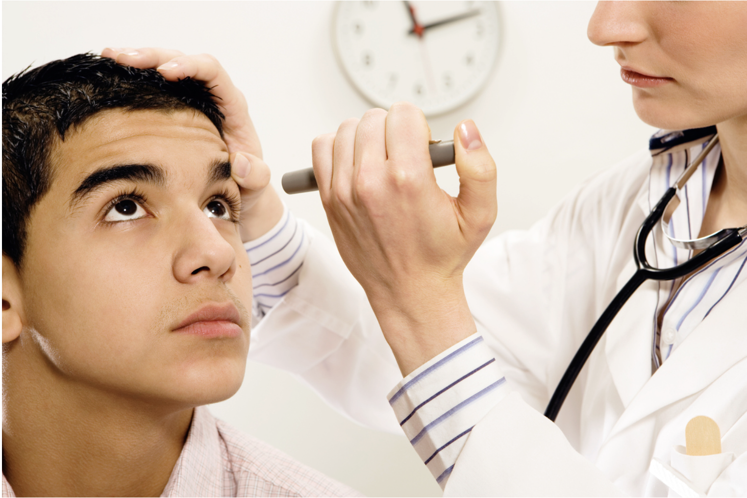 Eye examination following orbital fracture